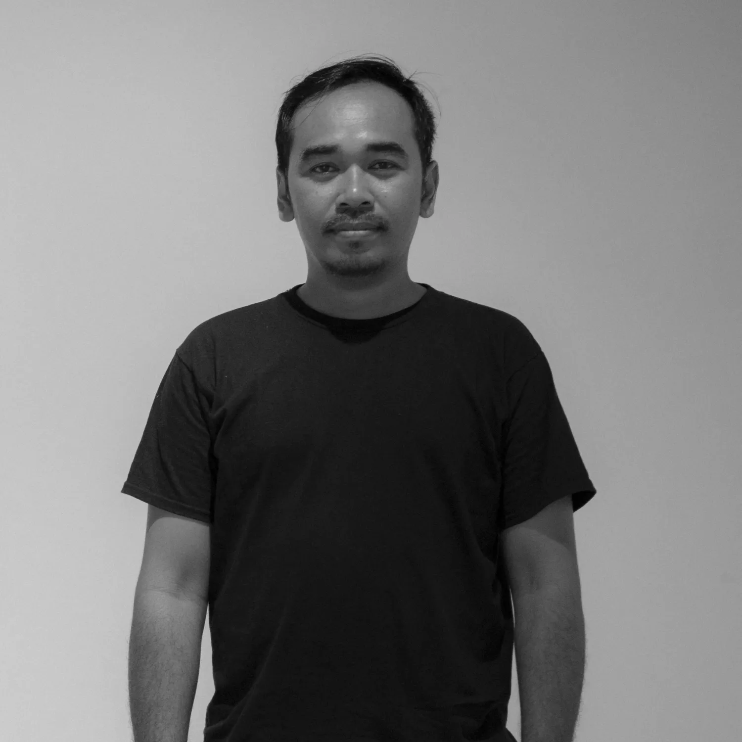 Portrait de l'artiste Wayan Upudana